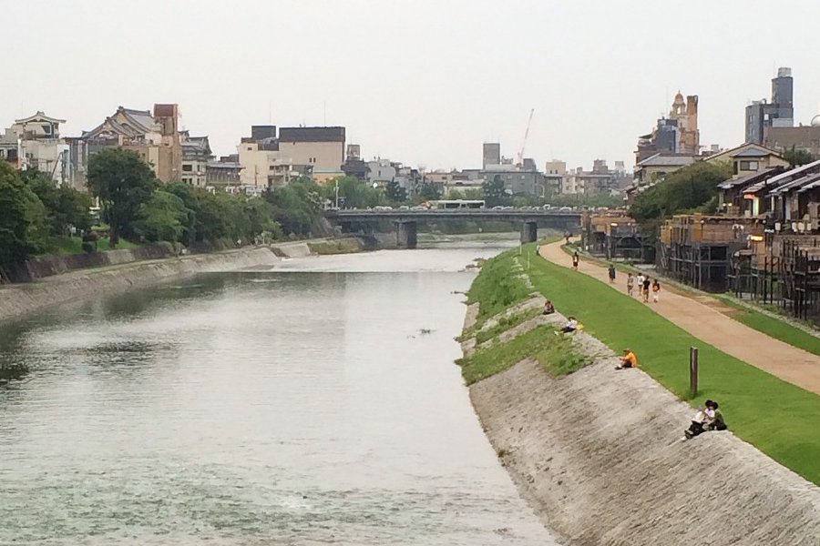 鴨川等間隔