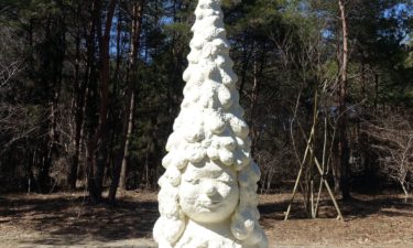 栃木那須黑磯奈良美智美術館N's YARD雕刻作品《Miss Forest / Thinker》